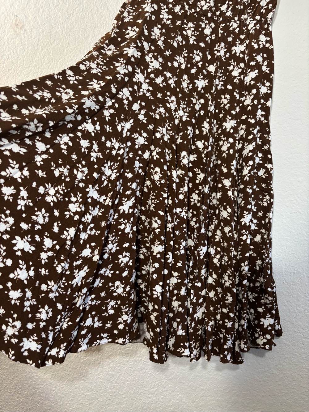 Michael Kors Brown White Floral Short Sleeve Midi Dress Women’s Size 2 - Picture 13 of 15